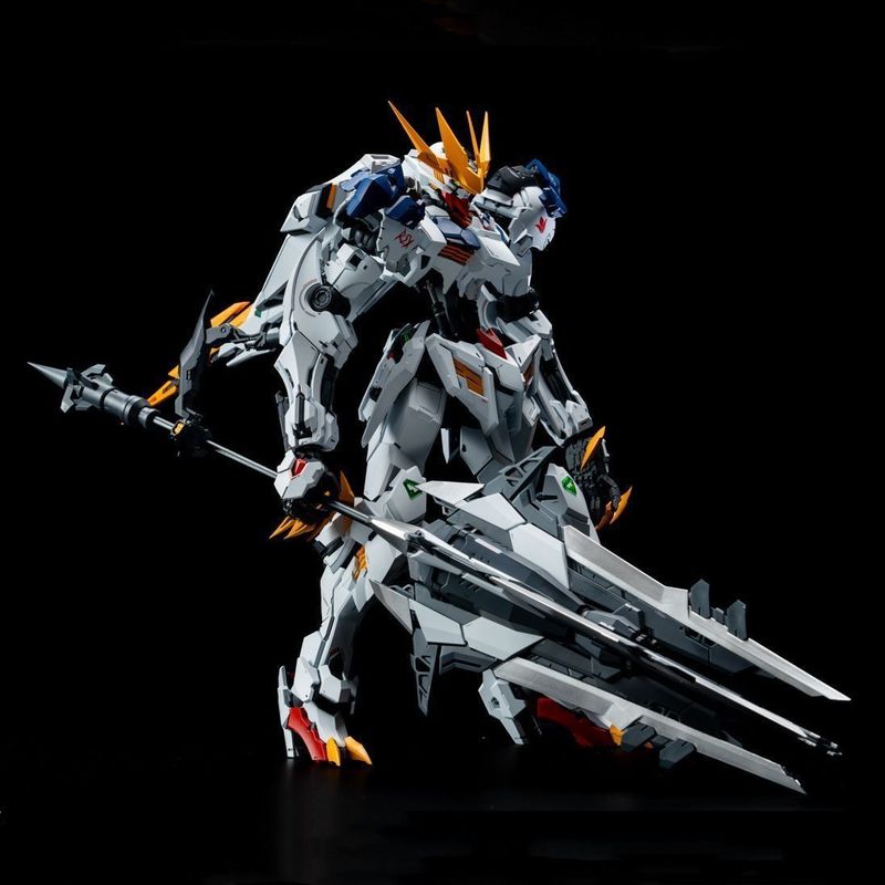 В НАЛИЧИИ: LUNAVOR MG 1/100 Wo – обзор и цена Model Kit Lancelot